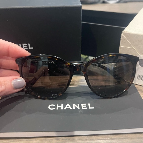 Channel Dark Havana Brown Sunglasses - Picture 2 of 7